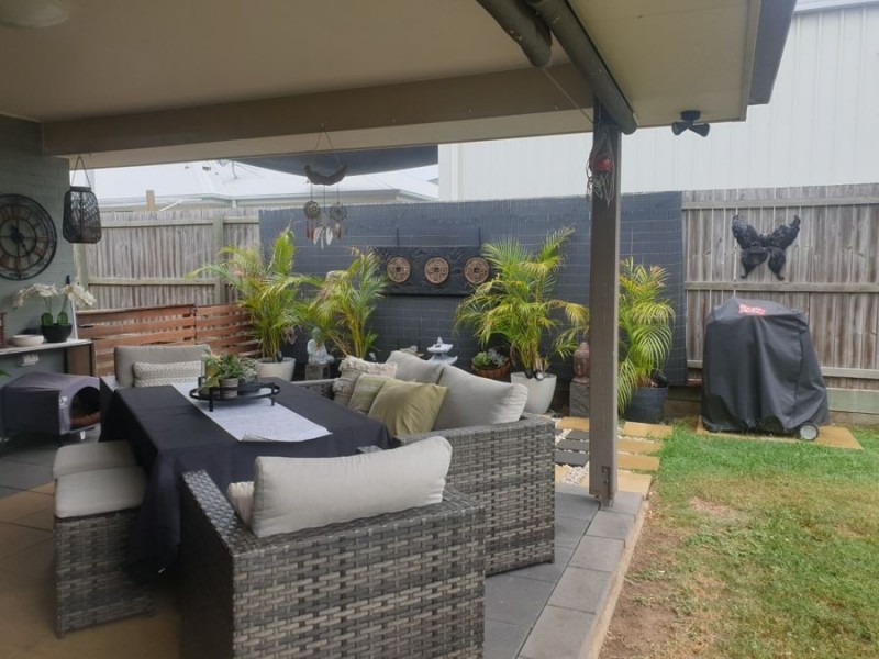 15 Green Avenue, Branyan QLD 4670