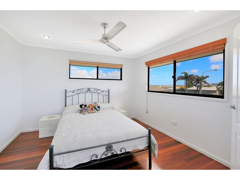 9 Emperor Drive, Elliott Heads QLD 4670