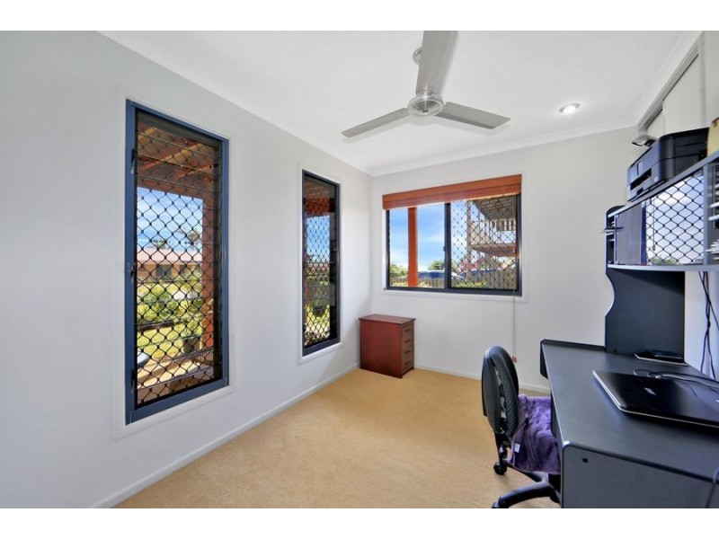 9 Emperor Drive, Elliott Heads QLD 4670