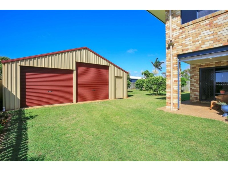9 Emperor Drive, Elliott Heads QLD 4670