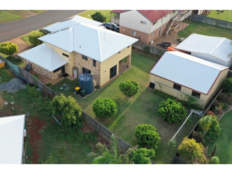 9 Emperor Drive, Elliott Heads QLD 4670