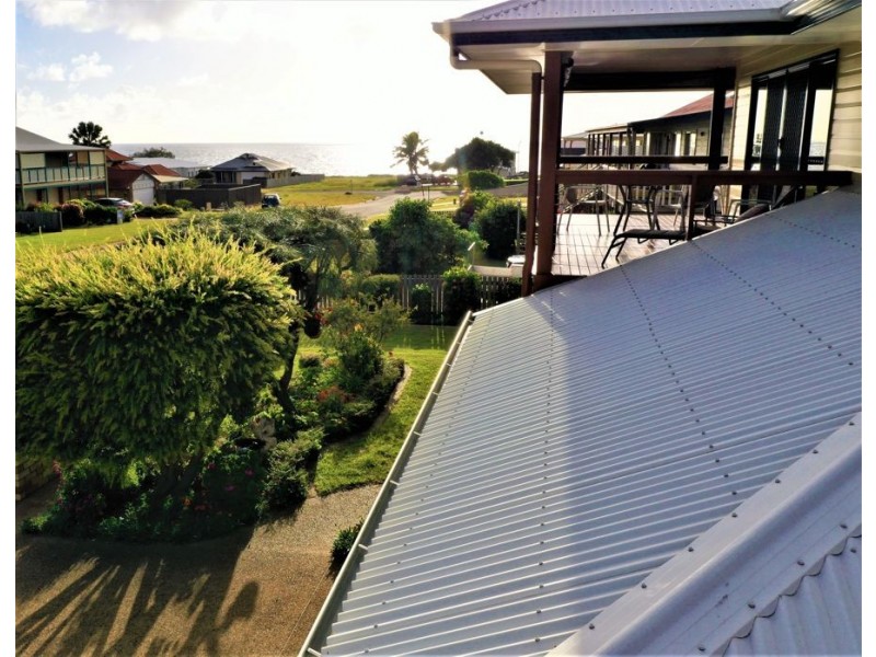 9 Emperor Drive, Elliott Heads QLD 4670