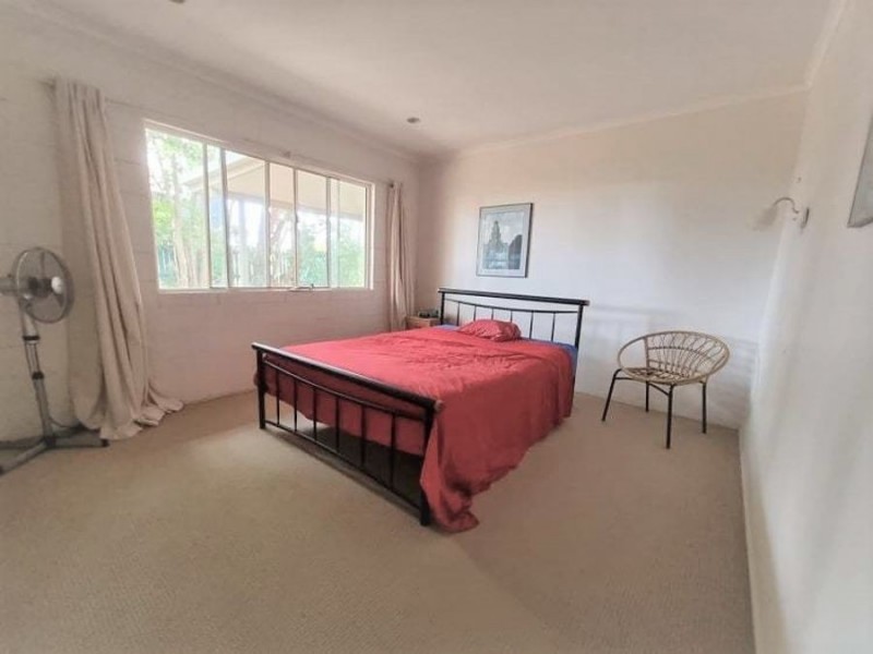 3 Gozo Court, Elliott Heads QLD 4670