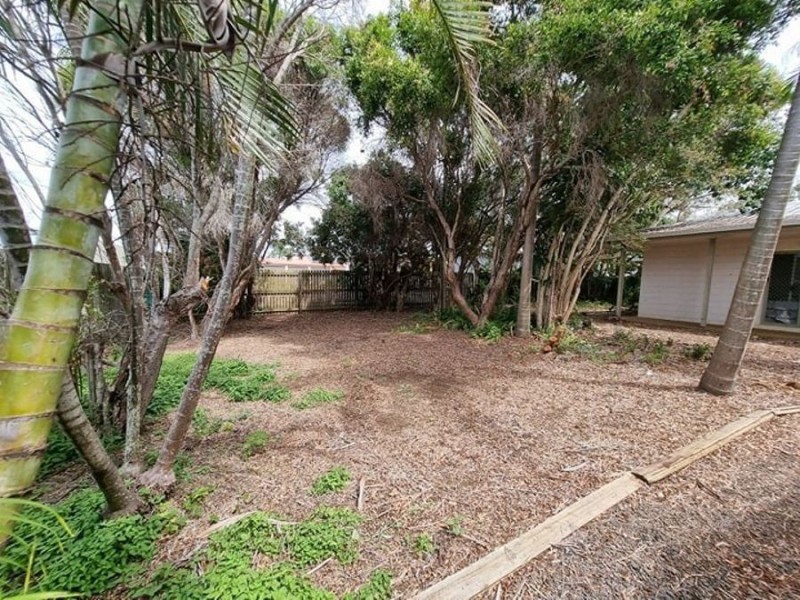 3 Gozo Court, Elliott Heads QLD 4670