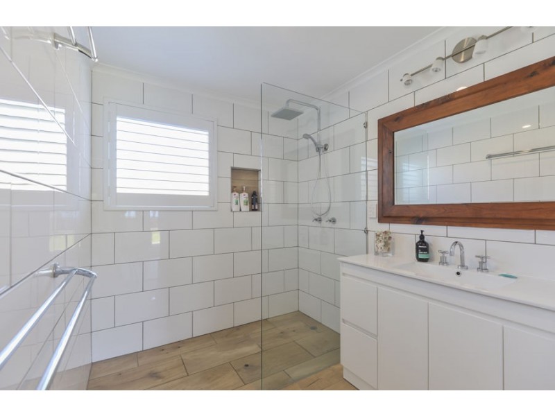 114 Esplanade, Elliott Heads QLD 4670