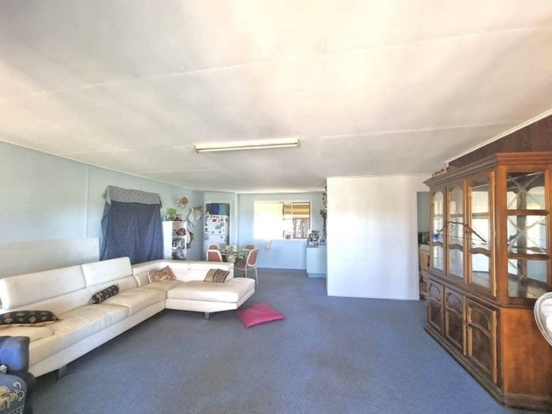 9 Rehbien Ave, Qunaba QLD 4670