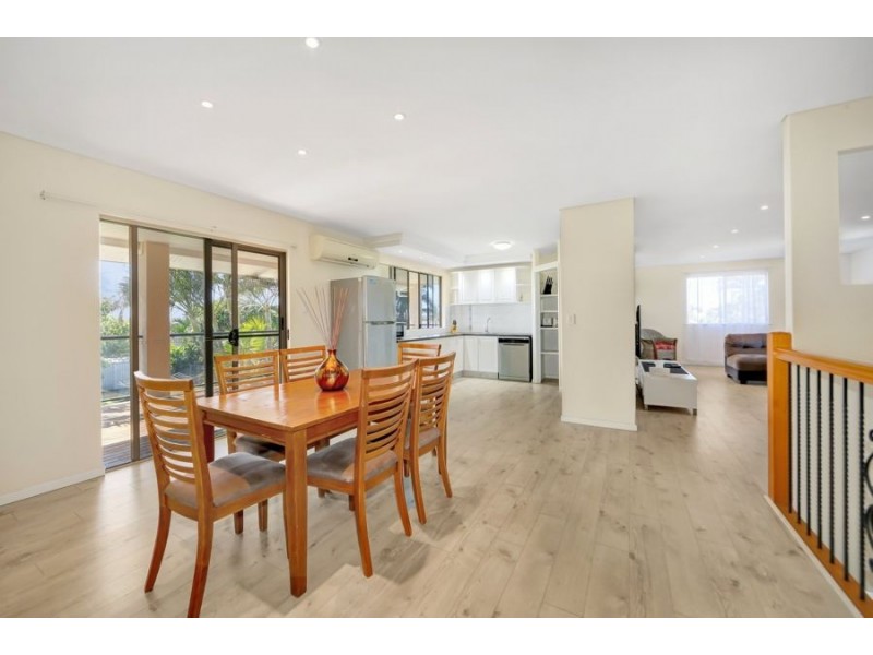 57 Nielson Avenue, Burnett Heads QLD 4670