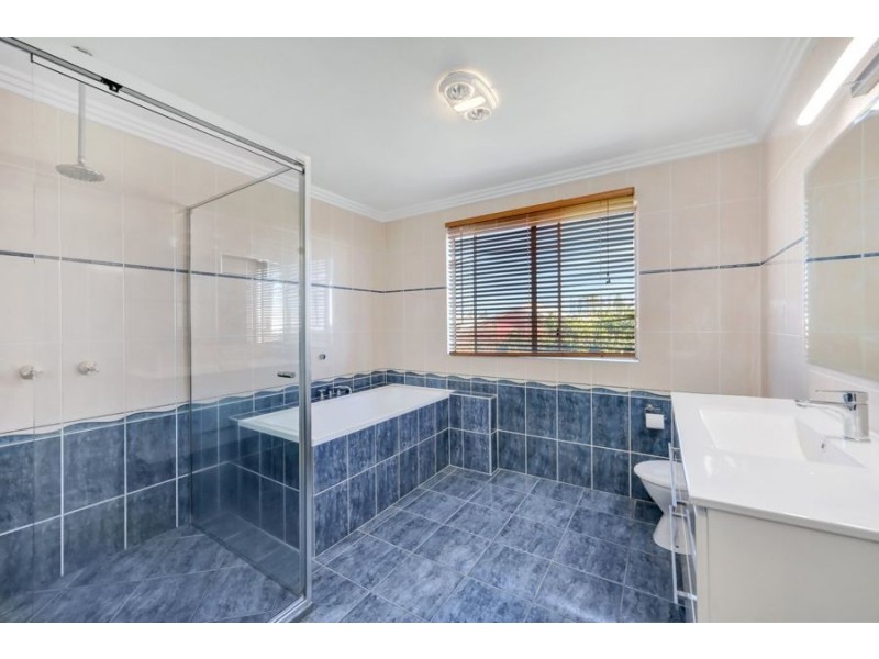 57 Nielson Avenue, Burnett Heads QLD 4670