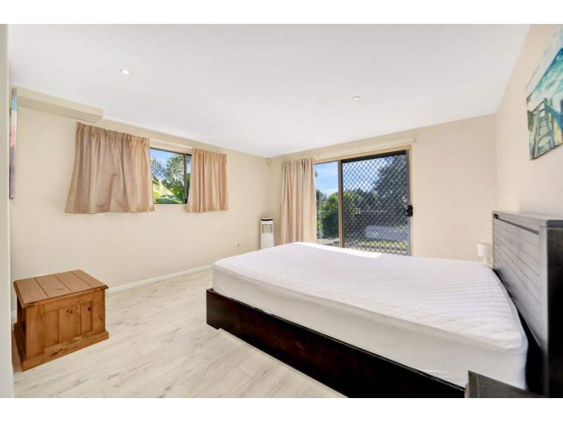 57 Nielson Avenue, Burnett Heads QLD 4670