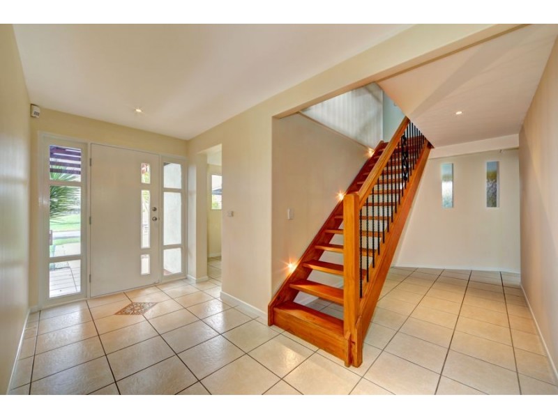 57 Nielson Avenue, Burnett Heads QLD 4670