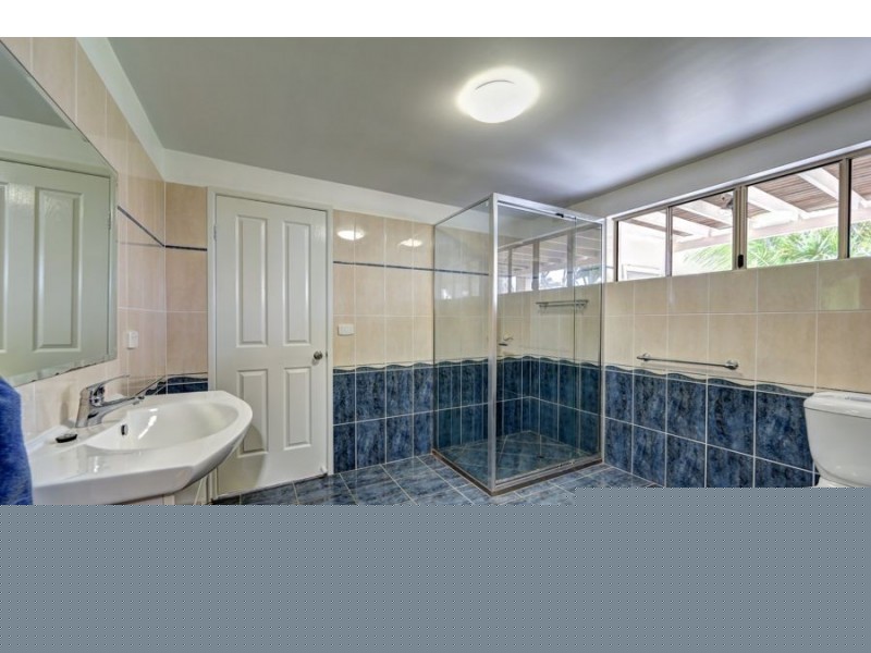 57 Nielson Avenue, Burnett Heads QLD 4670