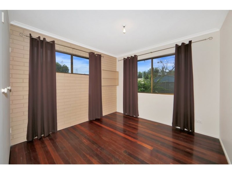 54 WAVE STREET, Burnett Heads QLD 4670