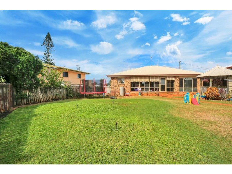 30 Breusch Road, Elliott Heads QLD 4670