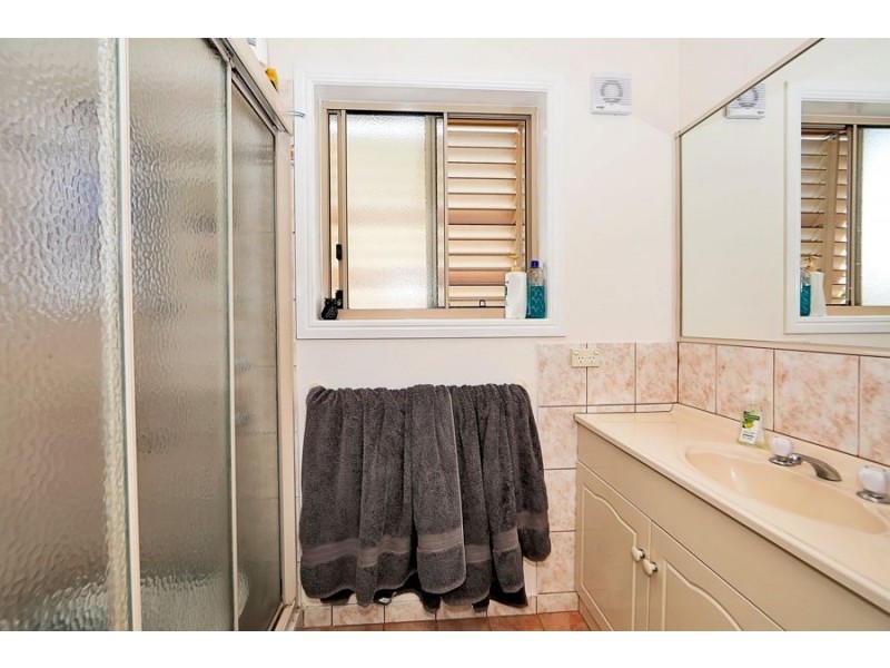 30 Breusch Road, Elliott Heads QLD 4670