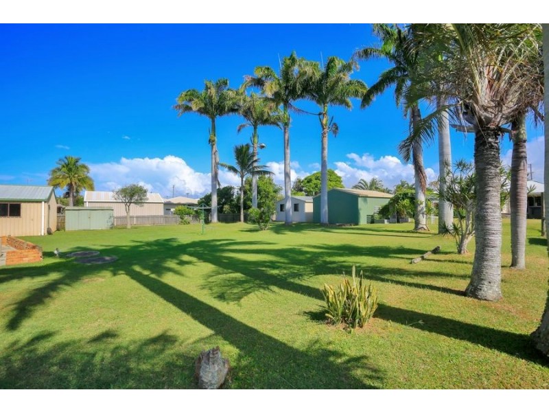 10 Corona Court, Elliott Heads QLD 4670