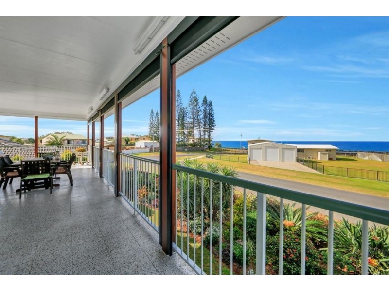 3 shelley street, Burnett Heads QLD 4670