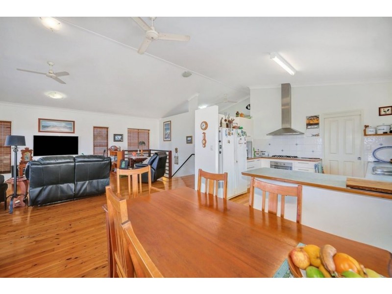 3 shelley street, Burnett Heads QLD 4670