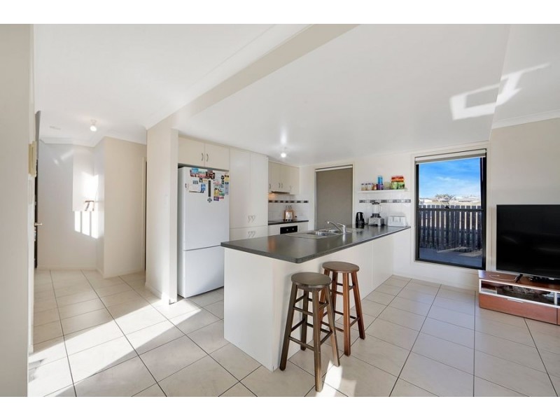 5 Dolphin Court, Elliott Heads QLD 4670