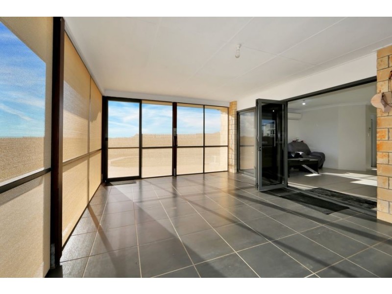 5 Dolphin Court, Elliott Heads QLD 4670