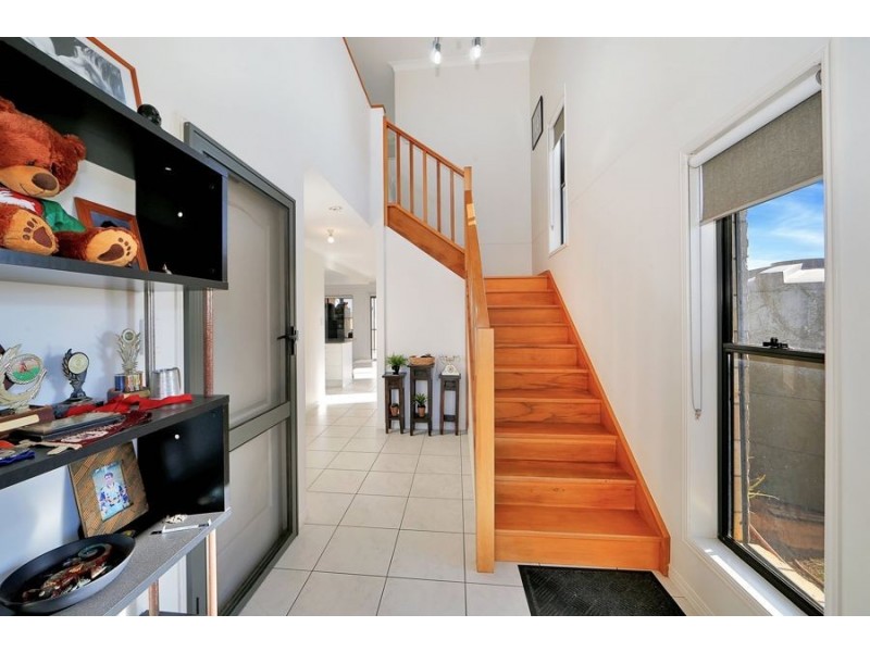 5 Dolphin Court, Elliott Heads QLD 4670