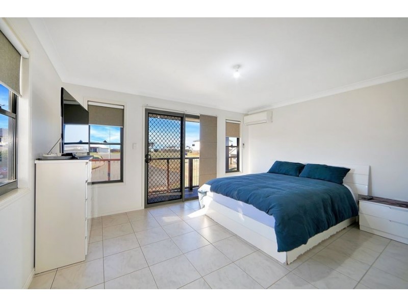 5 Dolphin Court, Elliott Heads QLD 4670