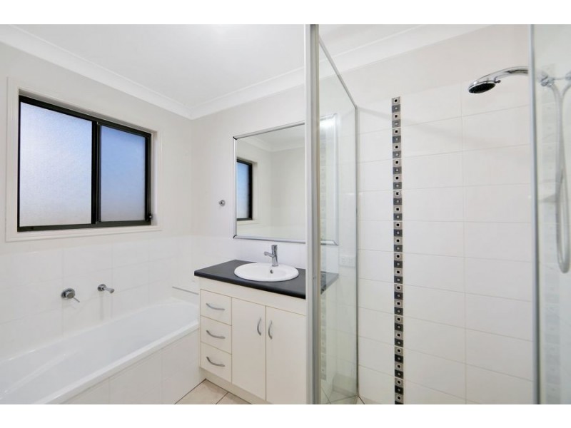 5 Dolphin Court, Elliott Heads QLD 4670