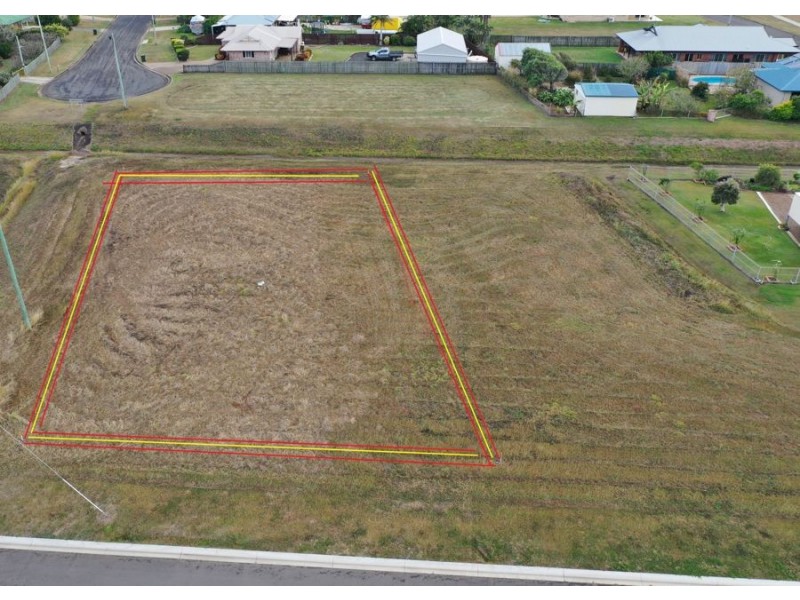 6 Dryden street, Burnett Heads QLD 4670