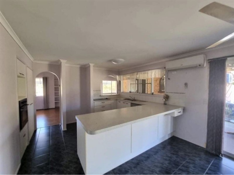 11 Tara street, Innes Park QLD 4670