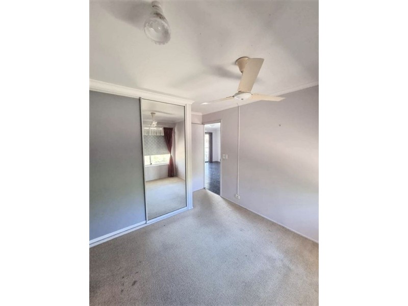 11 Tara street, Innes Park QLD 4670