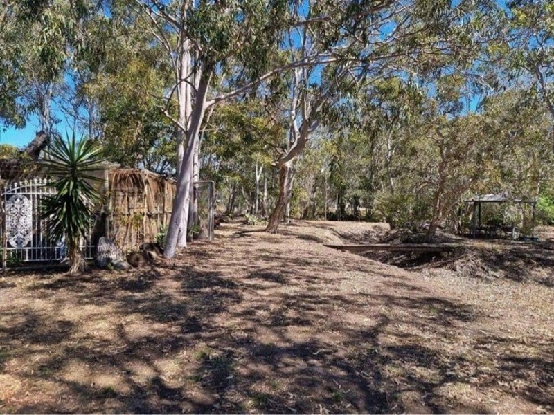 11 Tara street, Innes Park QLD 4670