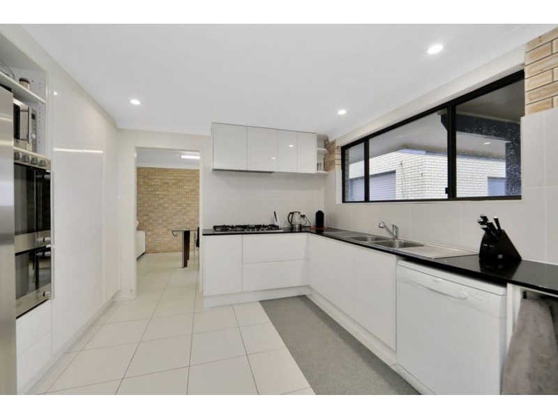 4 Shelley street, Burnett Heads QLD 4670