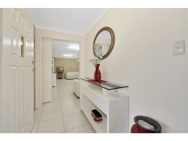 4 Shelley street, Burnett Heads QLD 4670