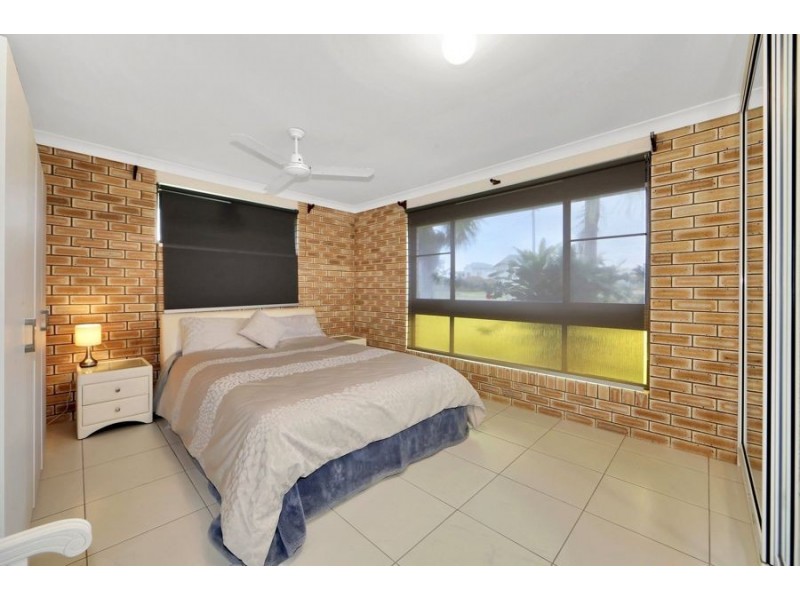 4 Shelley street, Burnett Heads QLD 4670