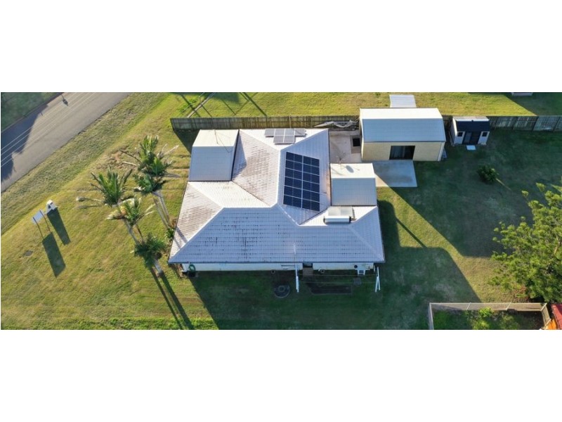 4 Shelley street, Burnett Heads QLD 4670