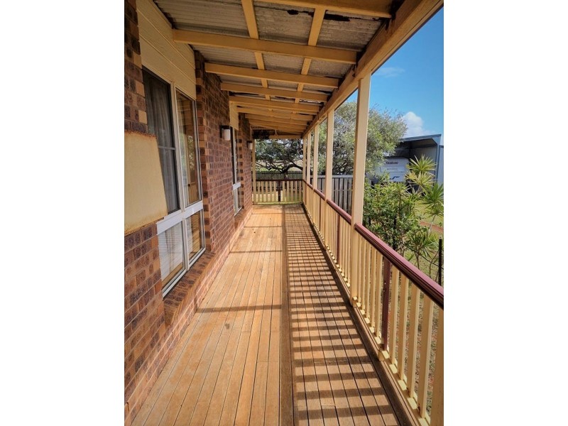 21 Emperor Drive, Elliott Heads QLD 4670