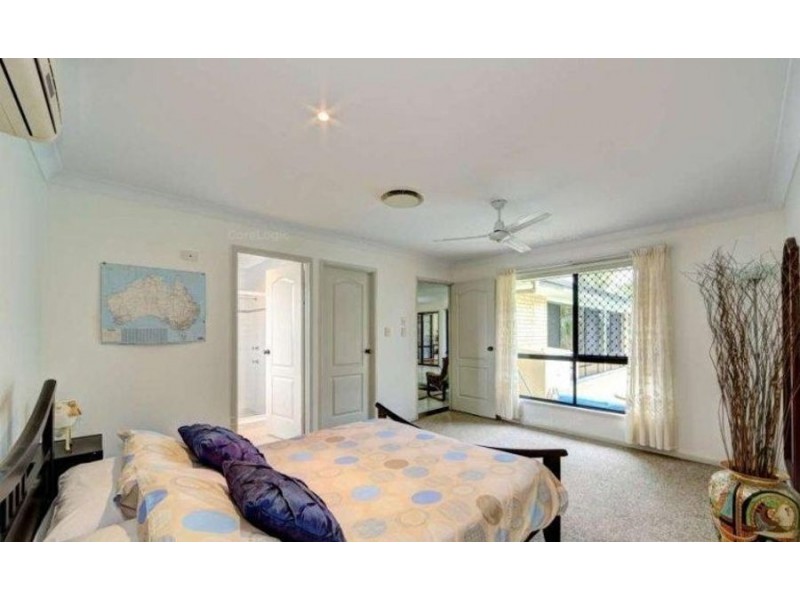 12 Hansen street, Burnett Heads QLD 4670