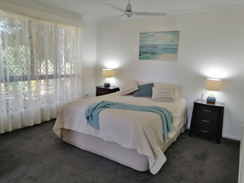 12 Hansen street, Burnett Heads QLD 4670