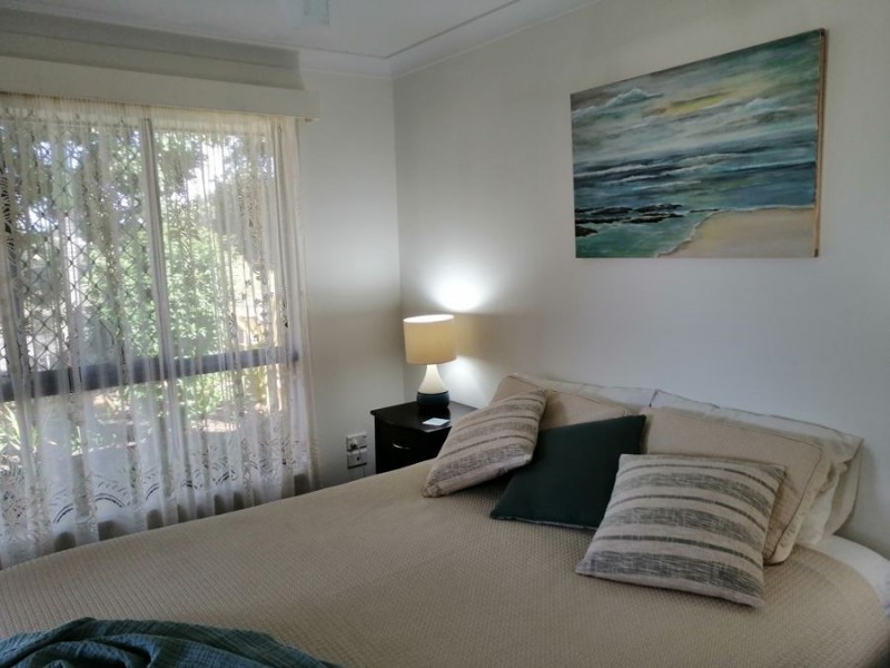 12 Hansen street, Burnett Heads QLD 4670