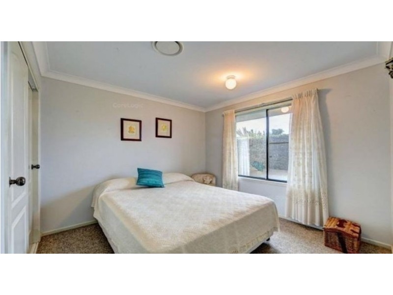 12 Hansen street, Burnett Heads QLD 4670