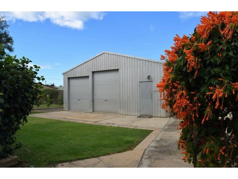 12 Hansen street, Burnett Heads QLD 4670