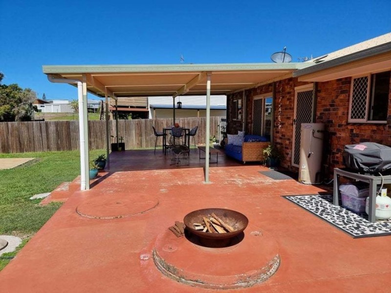 13 Bluewater drive, Elliott Heads QLD 4670