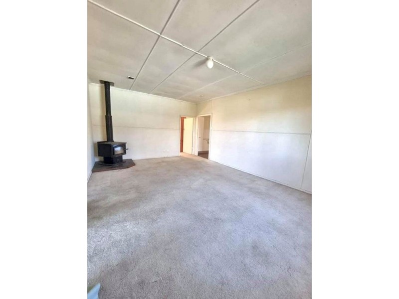 84 Welch Street, Elliott Heads QLD 4670