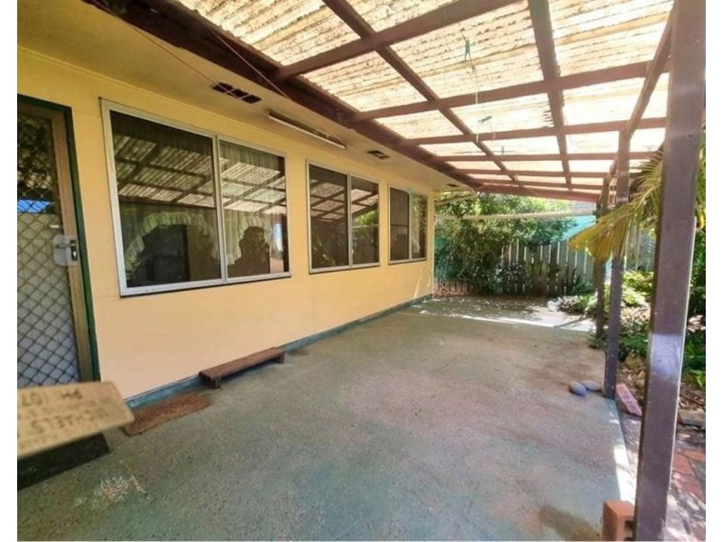 84 Welch Street, Elliott Heads QLD 4670