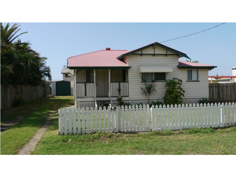 44 Burnett Heads Road, Burnett Heads QLD 4670