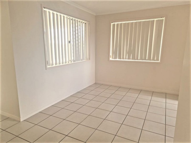 108 Clearview Av, Thabeban QLD 4670