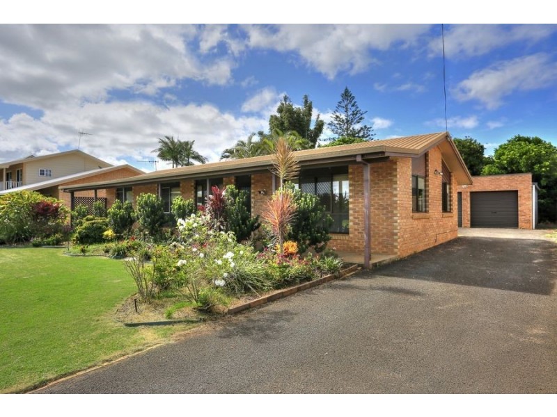 14 Corolla street, Elliott Heads QLD 4670