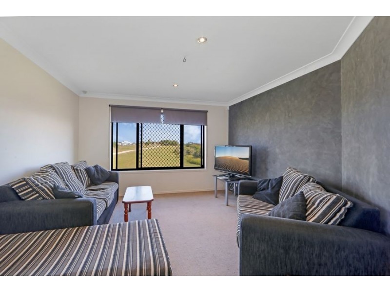 1 rule street, Elliott Heads QLD 4670