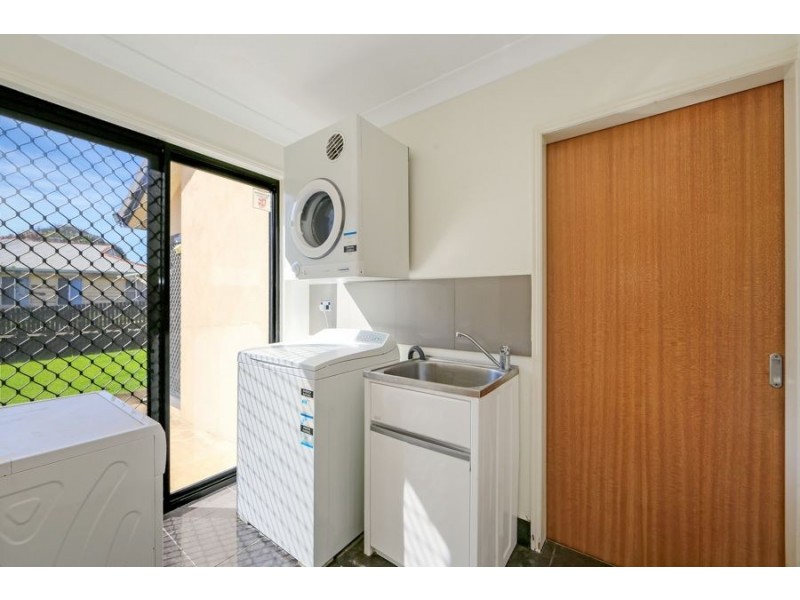 1 rule street, Elliott Heads QLD 4670