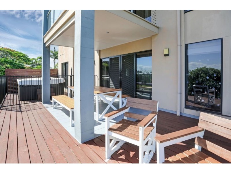 1 rule street, Elliott Heads QLD 4670