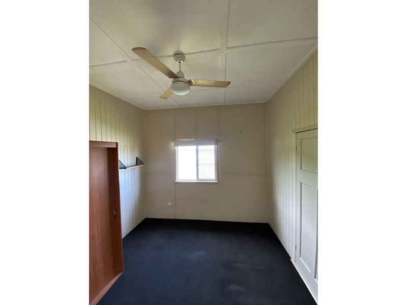 180 Elliott Heads Road, Kepnock QLD 4670